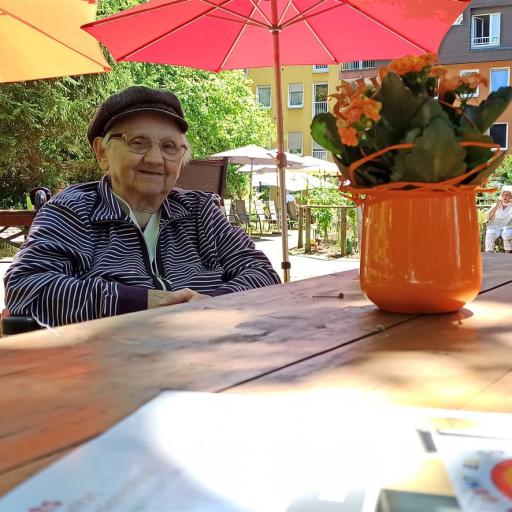 Helga Lehnhoff verstorben
